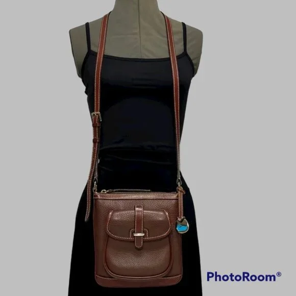 DOONEY & BOURKE Brown Pebble Leather Crossbody Bag - Picture 2 of 16